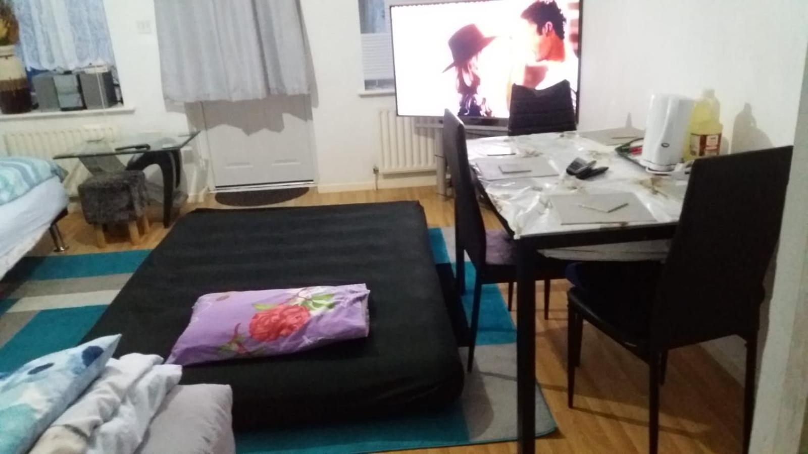Spacious Double Room Located Within Walking Distance To Seaside And Town Dover Exteriör bild